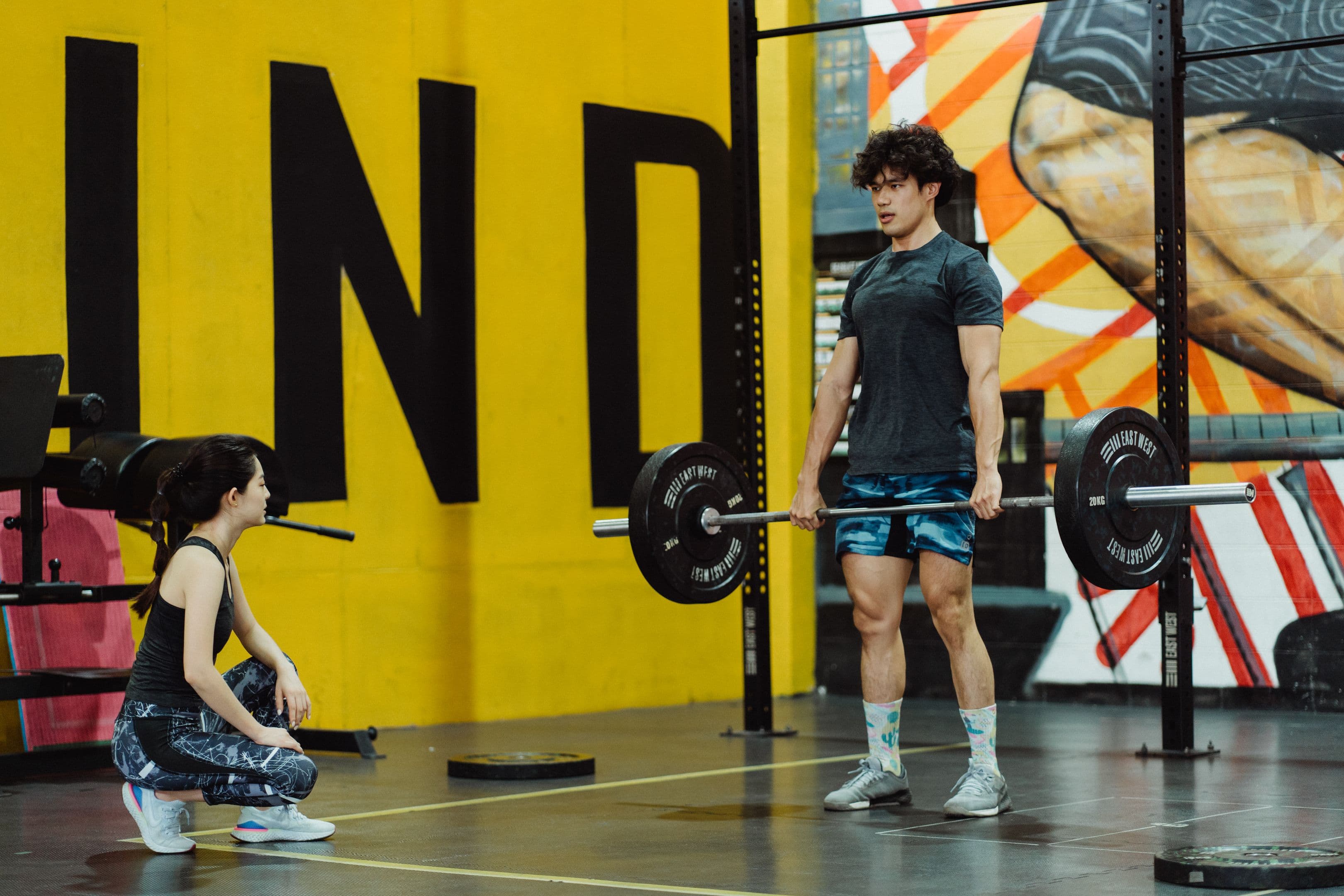 Deadlift in progress